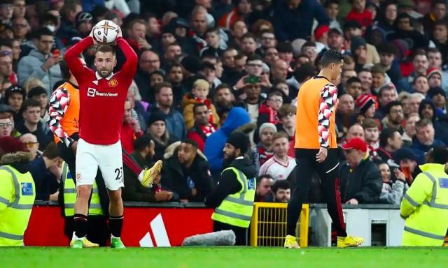 优直播-C罗已成更衣室毒药?他正在重复当年范尼的命运