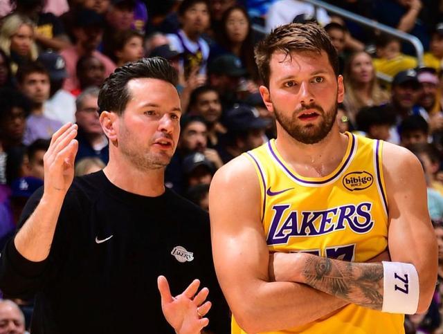 NBA视频直播-执教前两个赛季均率队拿到50胜，雷迪克是湖人队史主帅第4人